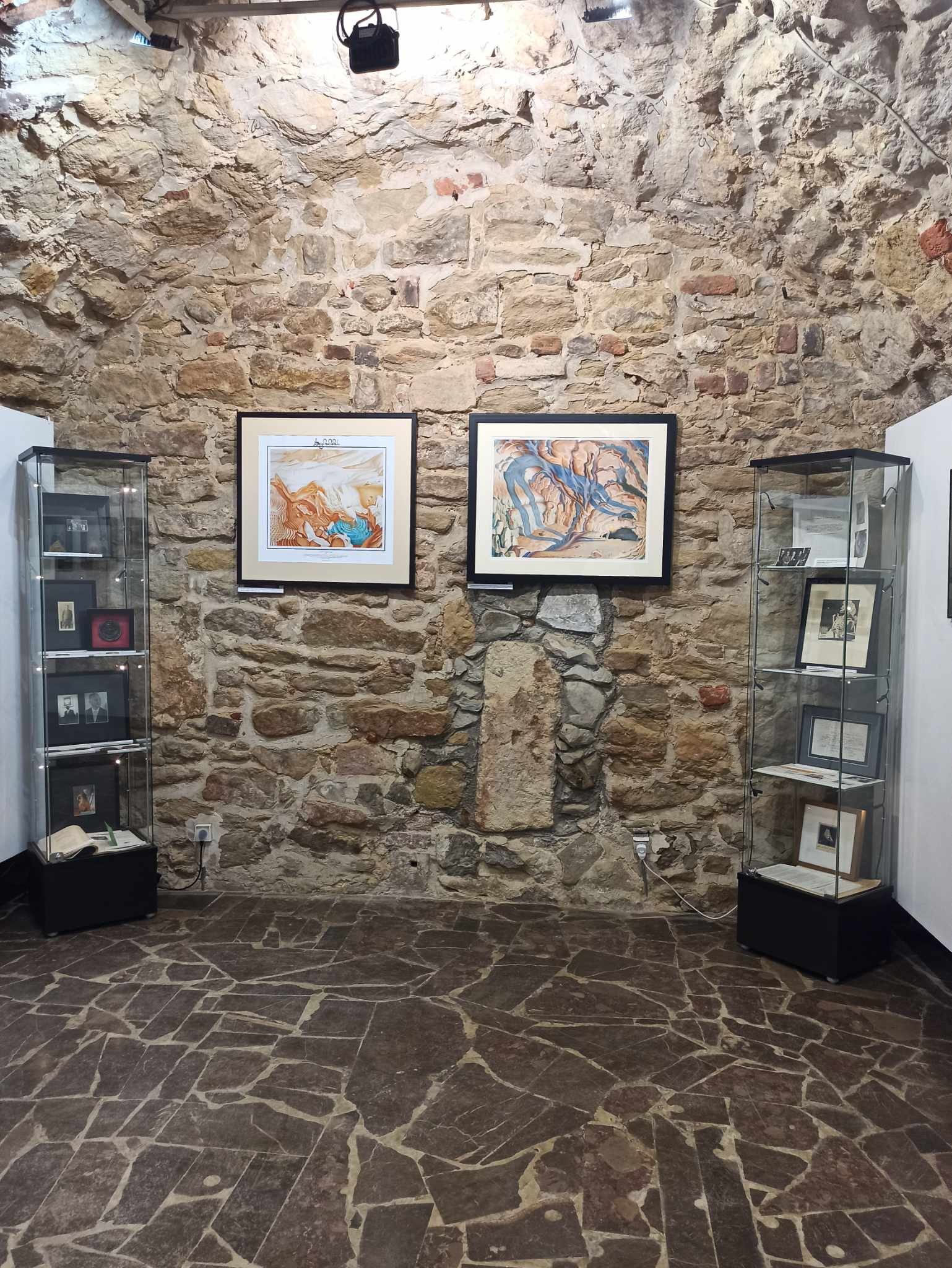 Zachwyt Tatuażem: Niezapomniana Wizyta w Galerii BWA „u Jaksy” w Miechowie