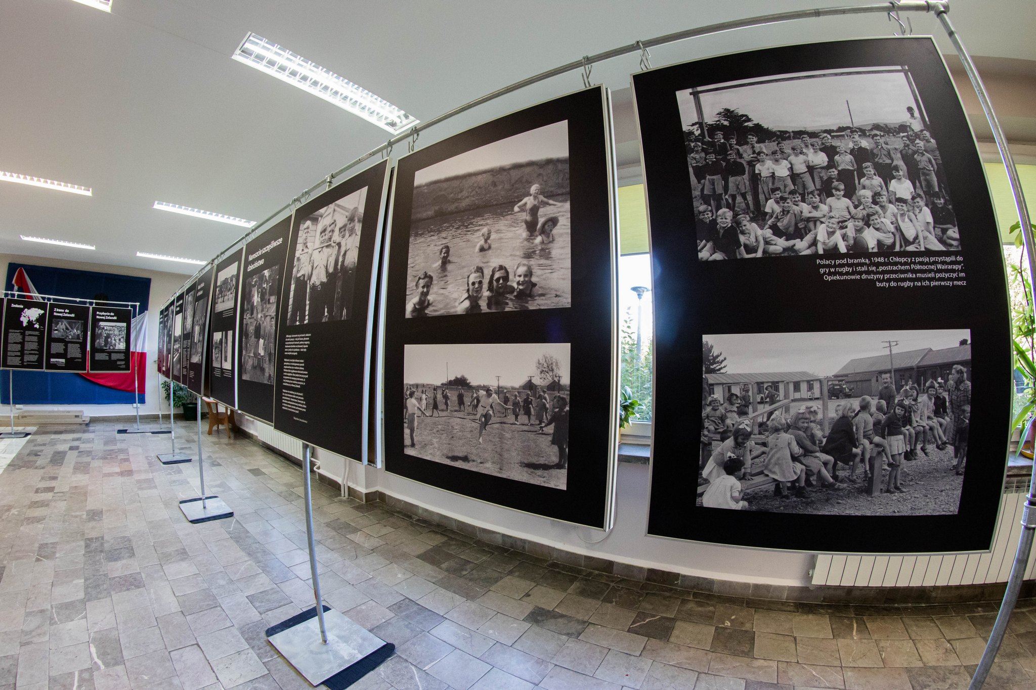 „Podróż nadziei" – wystawa patriotyczna zorganizowana w naszej Bursie