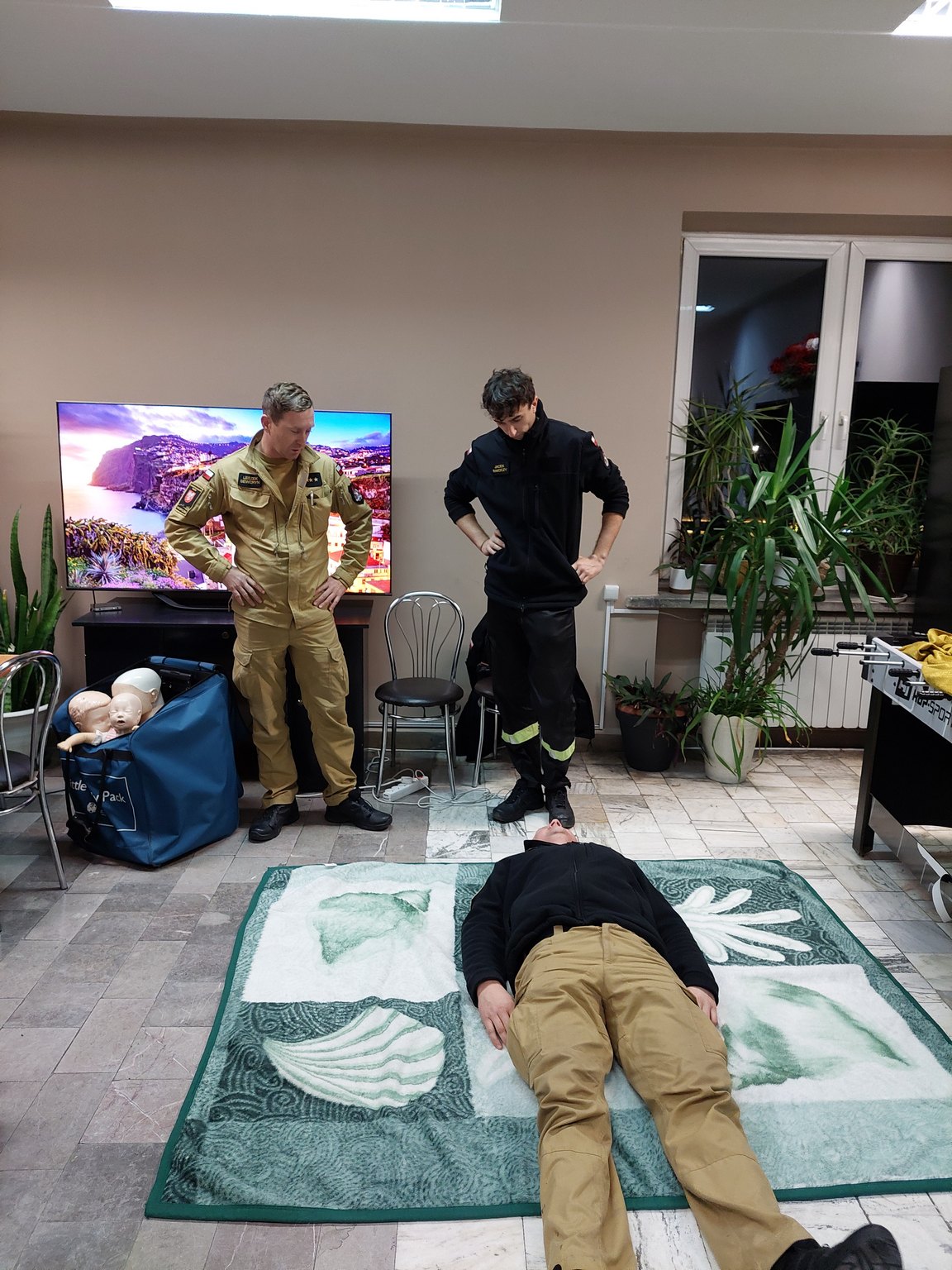 Lekcja Ratowania Życia – Zajęcia ze Strażakami w Bursie Szkolnej