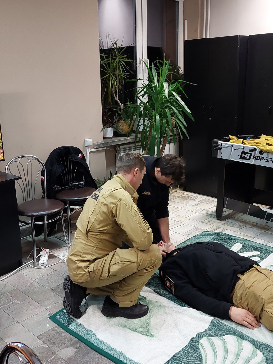 Lekcja Ratowania Życia – Zajęcia ze Strażakami w Bursie Szkolnej