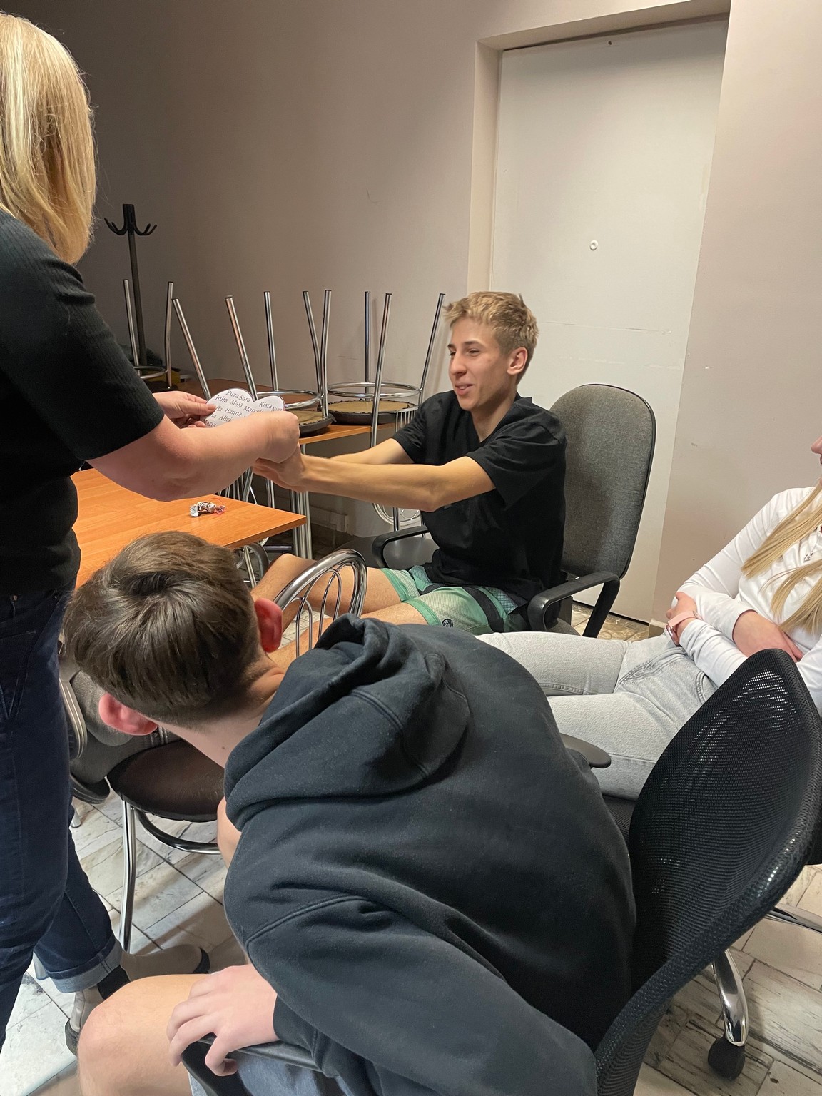 Magiczny i pełen radości wieczór andrzejkowy w naszej bursie!