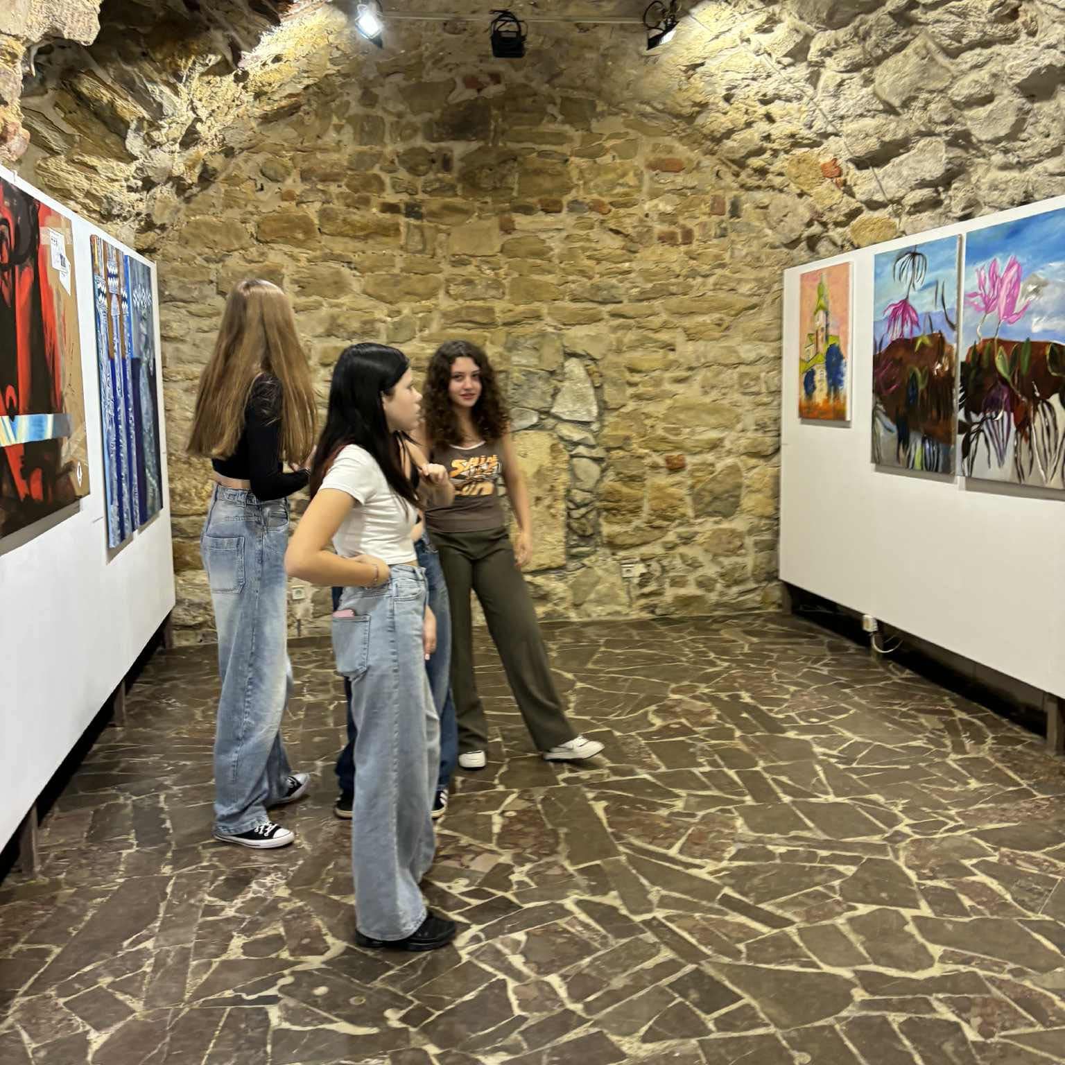 Spotkanie ze Sztuką – Wystawa „Barwy Małopolski” w Galerii u Jaksy